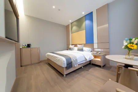 VX Hotel (Yancheng Jianhu Oubaoliya Shenghuoguangchang)