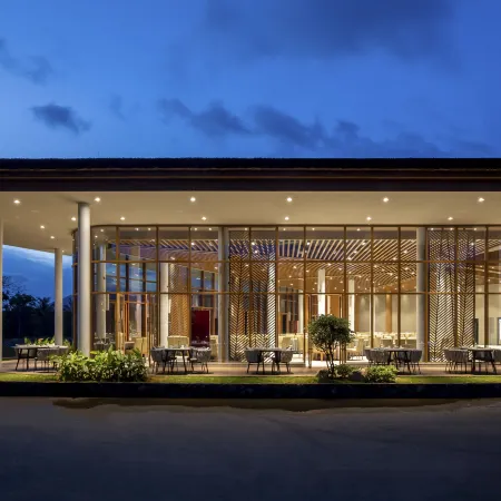 Blonsay Tropical Rainforest Resort Hotel