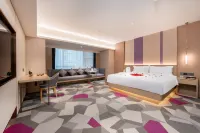 Lavande Hotel (Kunming Wujiaba CBD Center ) Hotel di Kunming Internasional Convention and Exhibition Center