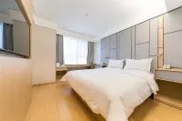 JI Hotel (Tongchuan Yaozhou District Government) - parking