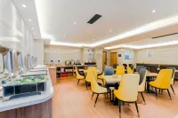 GreenTree Inn Express Hotel (Aksu Century Plaza) - พร้อมWifi