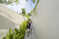 Aleva Villa Seminyak by Ini VIE Hospitality Hotel a 