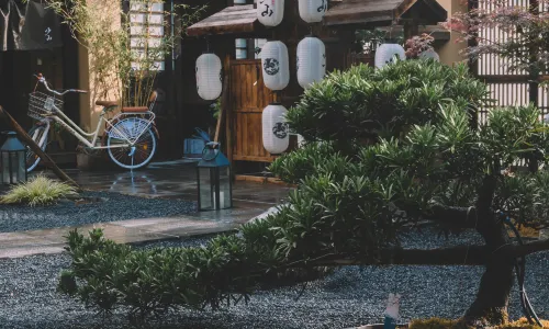 以山屋舍·izan國風禪意庭院（大理龍龕店）