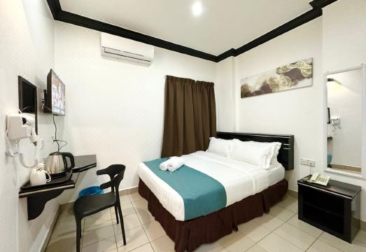 호텔 투어리스트