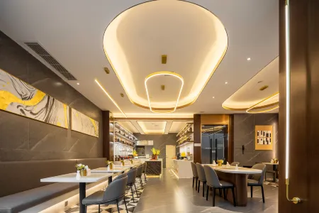 Homeinn Plus Hotel (Taiyuan Ancient County Jinci Temple Scenic Area) Отели рядом с достопримечательностью «Taiyuan Botanical Garden»