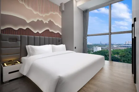 Livable Hotel (Changsha South High-speed Railway Station West Plaza Intercity Branch)