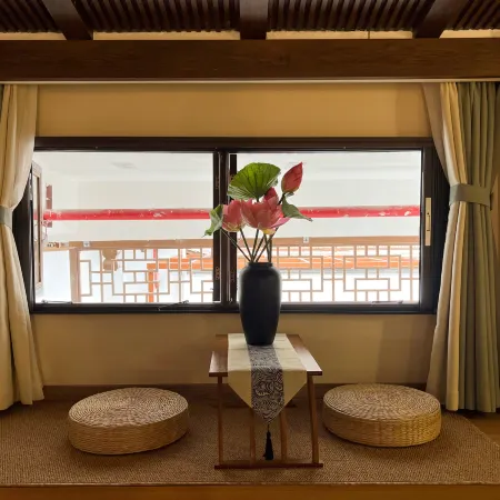 Fuxian Lake Jingran Inn (Guanglong Town)