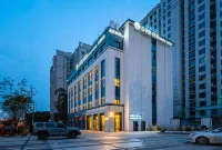 雲孚裡隱宿·私湯商旅民宿（成都西部智谷店） 文廟街魁星樓附近的飯店