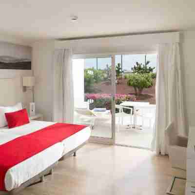 Aequora Lanzarote Suites Rooms