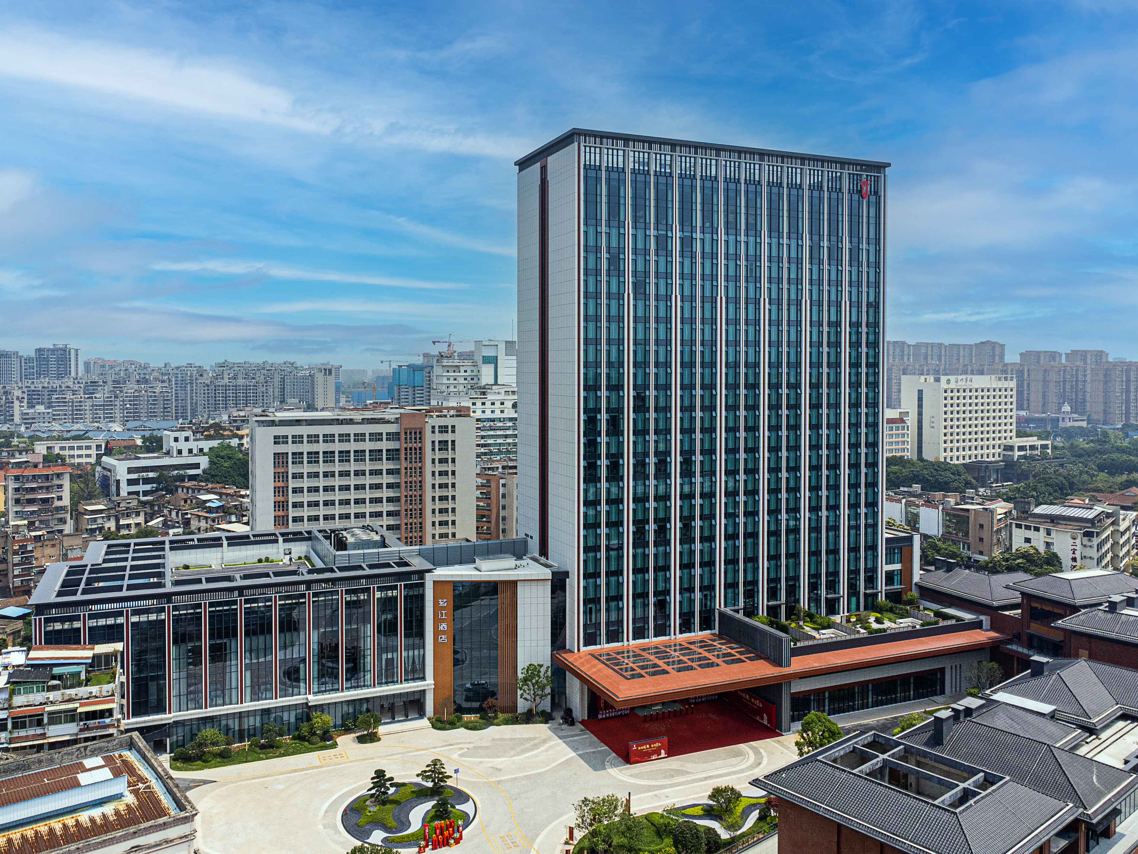 Xiangjiang Hotel Over view
