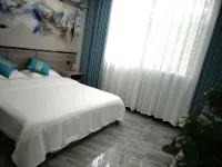The Living Hotel - 2-Star