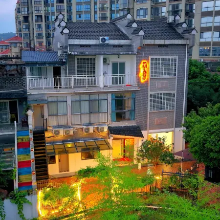 Liangqi Mountain Villa Inn