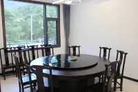 Shitai Ya Niu Jiangxi Tea Residence