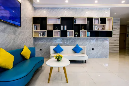 Yeste Yestour Hotel (Chongzuo Longzhou County Bus Station) Отели в г. Лунчжоу