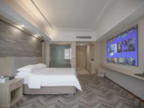 Vienna Hotel (Yingcheng Railway Station Haishan) Hotels in Yingcheng