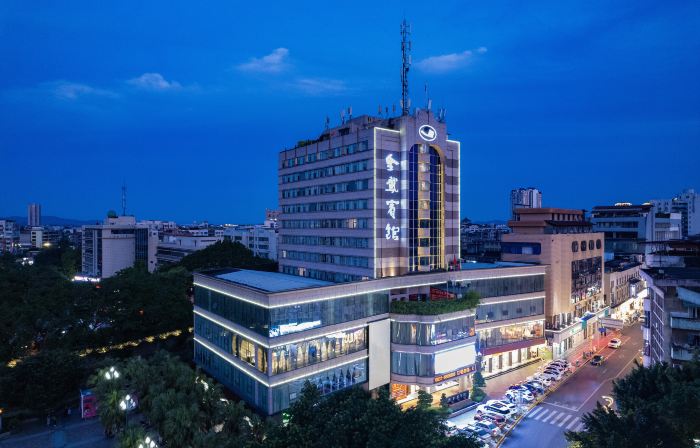 Jin E Hotel