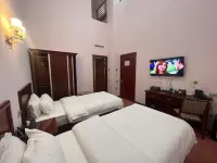 Aura Hotel タシケントのホテル