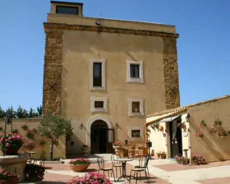 Hotel Foresteria Baglio Della Luna Hotels in Agrigento