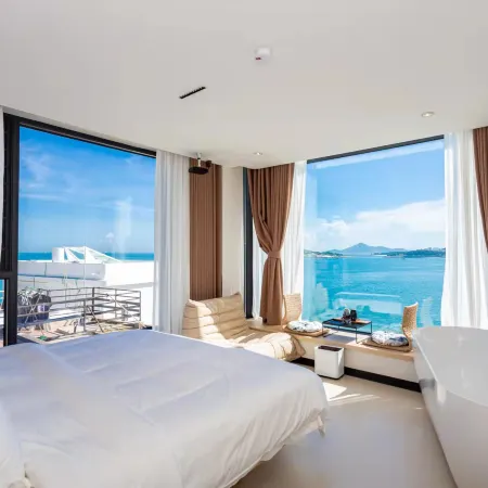 Youlan Seaview B&B (Dongshan South Gate Bay)