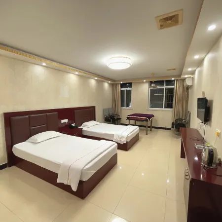 Hanchuan Fuyuan Hotel Отели рядом со станцией Hanshuan Railway Station