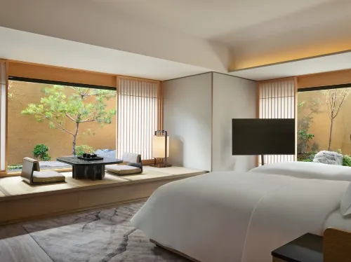 Dusit Thani Kyoto Hotels in Kyoto
