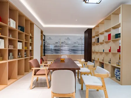 Floral Hotel·Shanshui Talk Hotel (Lushan Donglin Temple Store)