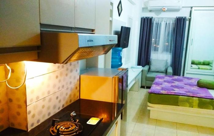 The Suites Metro Apartment by Desta Farispro