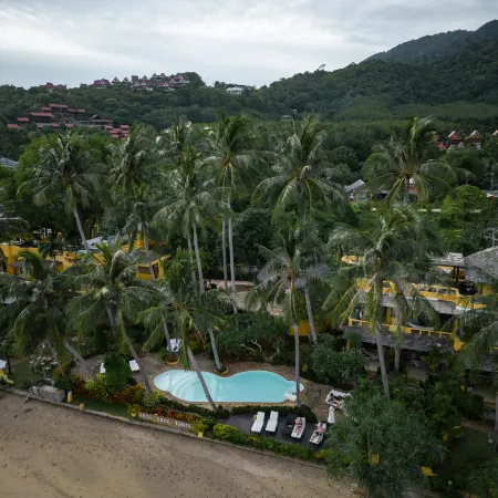 Vacation Village Phra Nang Lanta Отели рядом с достопримечательностью «Bamboo Beach»