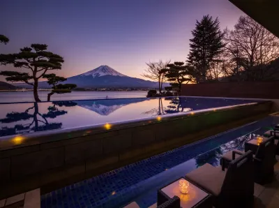 Shuhokaku Kogetsu Hotels near Lake Kawaguchi