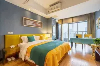 Tomato Art Smart Cinema Apartment (Chuhe Hanjie Metro Station, Hubei Provincial Museum Branch) - โฮมสเตย์