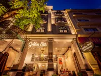 Golden Star Apartment Hotel dekat Sân vận động CIS