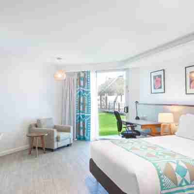 Holiday Inn Suva Rooms