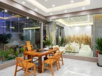 Dali Shuanghaiyue Seaview Hotel (Xingsheng Bridge) Hotels near Caicun