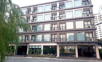 The 9 Residence Hotel