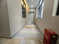 Mile Muxi Hotel (Huquanshui Township Tourism Resort)