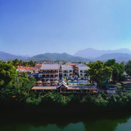 RELAXFUL HOTEL Отели рядом с достопримечательностью «Ват Тат Луанг»