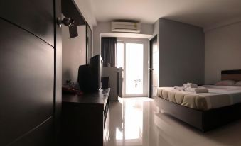 Grand Seven Place