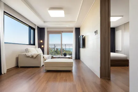 Urbanstay Sokcho Beach AB