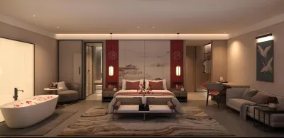 Dandong Jinhe Hotel（Yalu River Broken Bridge Branch）