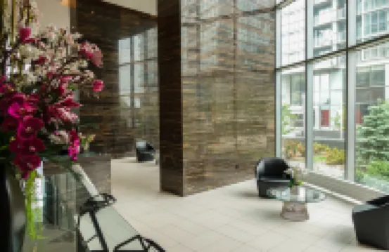 Water Views on The Lake 24/7 Serviced Hotel