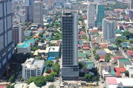 lyf Malate Manila managed by The Ascott Limited Отели рядом с достопримечательностью «Iglesia Ni Cristo Lokal Ng Quiapo»