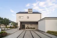 HhanXia QianMo Homestay