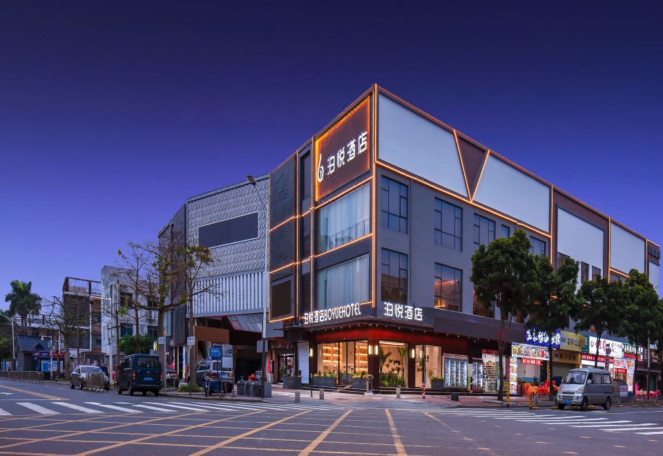 깔끔하고 모던한 호텔 로비 이미지