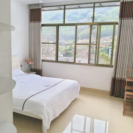 Chishui Jiajing Hotel