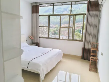 Chishui Jiajing Hotel Отели рядом с достопримечательностью «Chishui Danxia Tourist Area Buddha Light Rock»