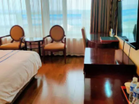 天賦雲棲龍嘉国際空港ホテル 長春のホテル