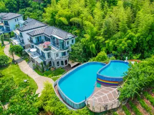 Huzhou mountain col in the courtyard home stay