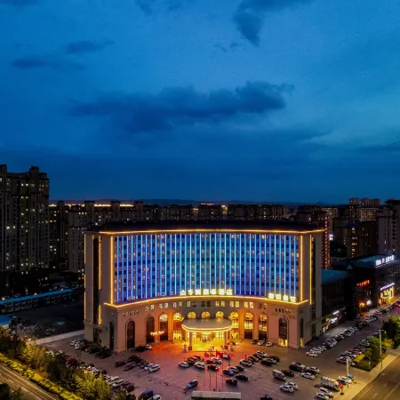 Merlinhod Zhonghua Hotel (Xilinhot Railway Station)