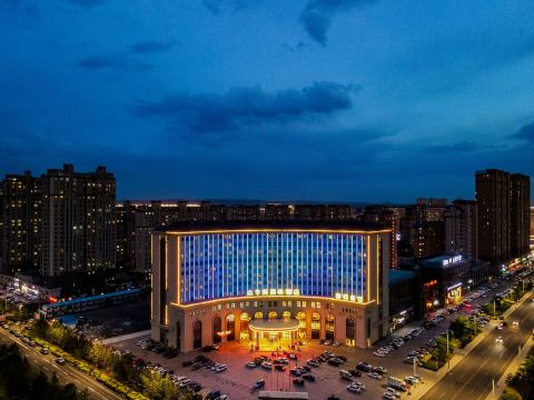 Merlinhod Zhonghua Hotel (Xilinhot Railway Station)