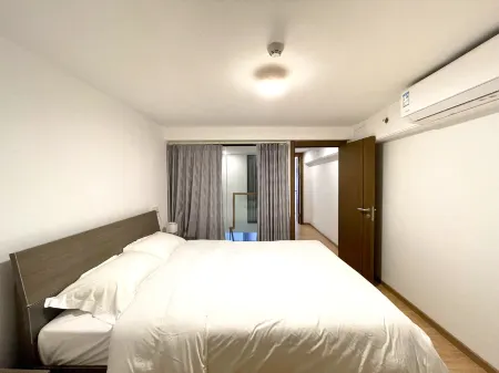 Grammy Holiday Hotel (Dinghushan Station Branch)